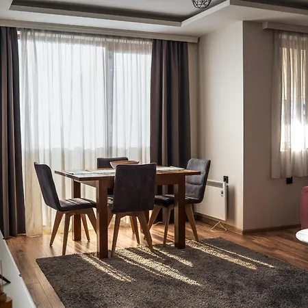 Planinsko Blago דירה קופאוניק